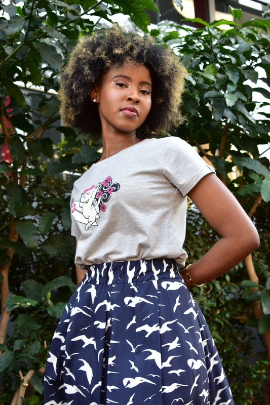 Women's Waving Kitty Tee